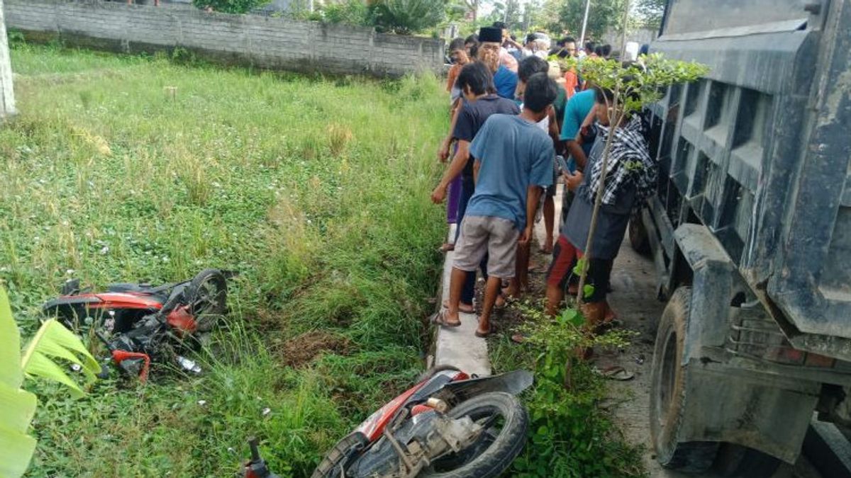 Kaget Lihat Motor Keluar dari Gerbang Rumah, Mobil Dam Truk Banting Setir, Bocah 5 Tahun Tewas