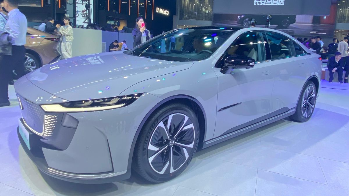 Taking A Closer Look At The EZ-6 At The 2025 Shanghai Auto, Mazda's Electric Sedan For The Chinese Market