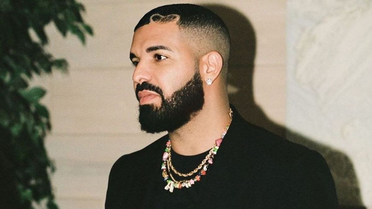 Drake Dikritik <i>Fans</i> karena Lirik “Perbudakan Amerika” di Lagu Baru <i>Slime You Out</i>