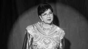 Titiek Puspa Tutup Usia: Panggung Hidup Sang Diva Telah Usai