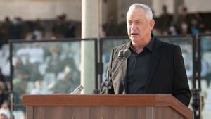 Menteri Pertahanan Israel Ucapkan Selamat Ramadan Kepada Presiden Palestina: Harus Jadi Bulan Damai 