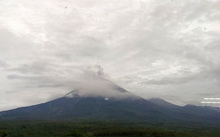 Lava Pijar Muncul di Gunung Semeru, Warga Diminta Tetap Tenang