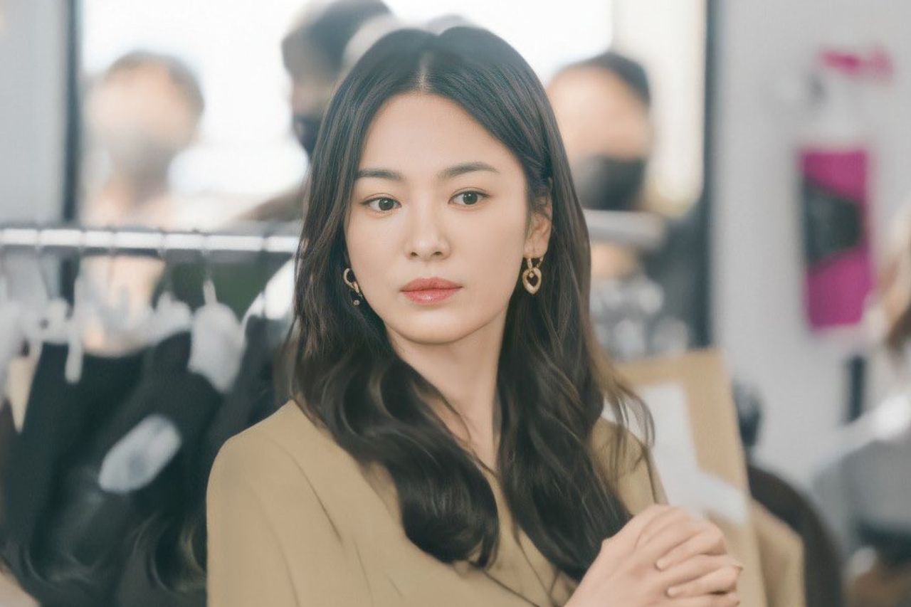 ハニー リー トゥ ソン ヒョ これらの3つの好奇心旺盛な新しい韓国のドラマがあります