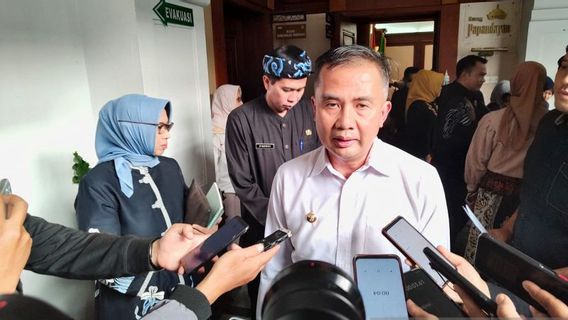 Acting Governor Of West Java Claims That The Sarimukti TPA Fire Has Extinguished 50 Percent