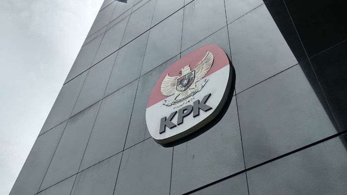 Look For Evidence Of Alleged Bribery Of The Kuansing Regent, KPK Searches 3 Locations And Finds Financial Records