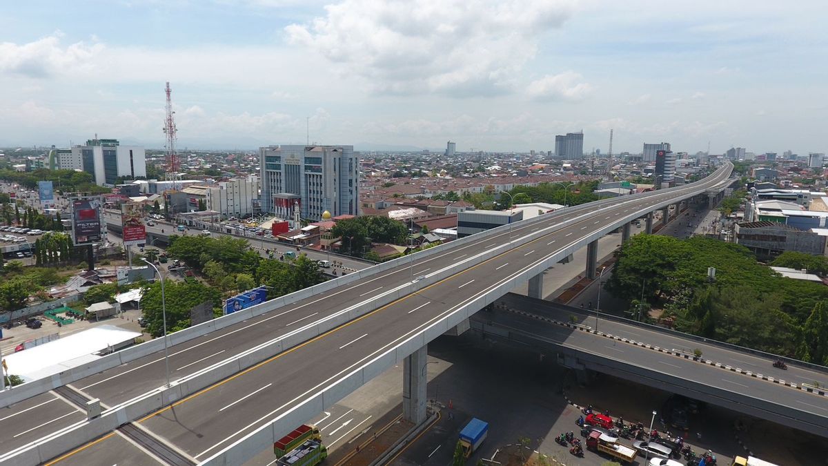 La route à péage à Makassar construite sans acquisition de terres