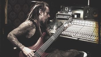Bassist KoRn Ungkap Terlibat Perang Dingin dengan Personel Lain  selama 5 Tahun