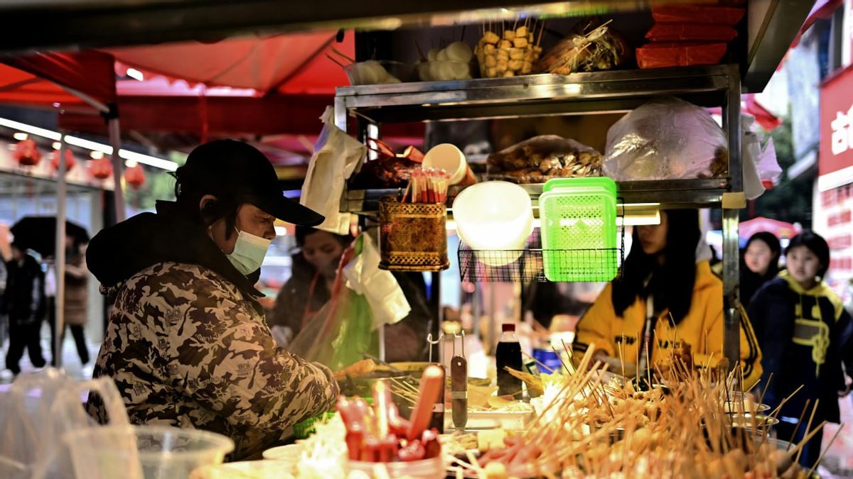 7 Street Foods You Must Try in China, the Five-Foot Cuisine Favorite by Tourists