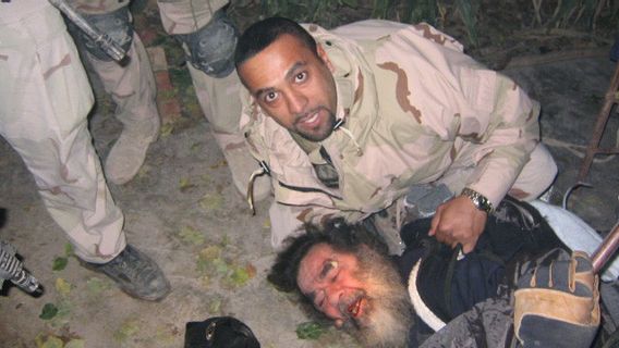 Saddam Husein yang Terhimpit lalu Tertangkap Pasukan AS