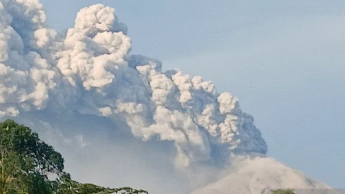  Mulai Hari Ini, PVMBG Naikkan Status Gunung Iya di Ende ke Level III