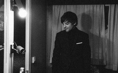 Louis Tomlinson Rilis Album Walls, Debutnya Selepas dari One Direction