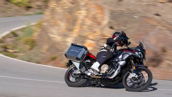 Agusta Enduro Veloce 2026 présente de nouvelles conceptions et améliorations