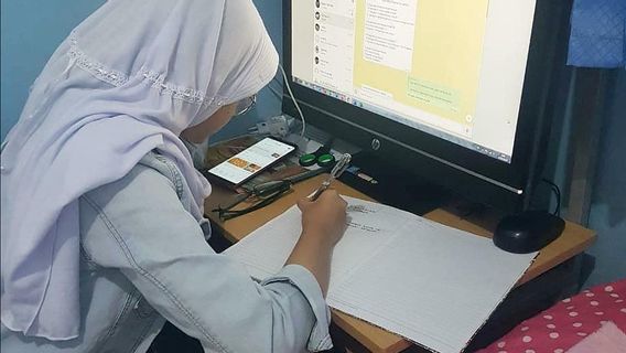 Anak-anak Harus Dipantau Tak Ke Warnet, Meski Sekolah Libur karena Corona