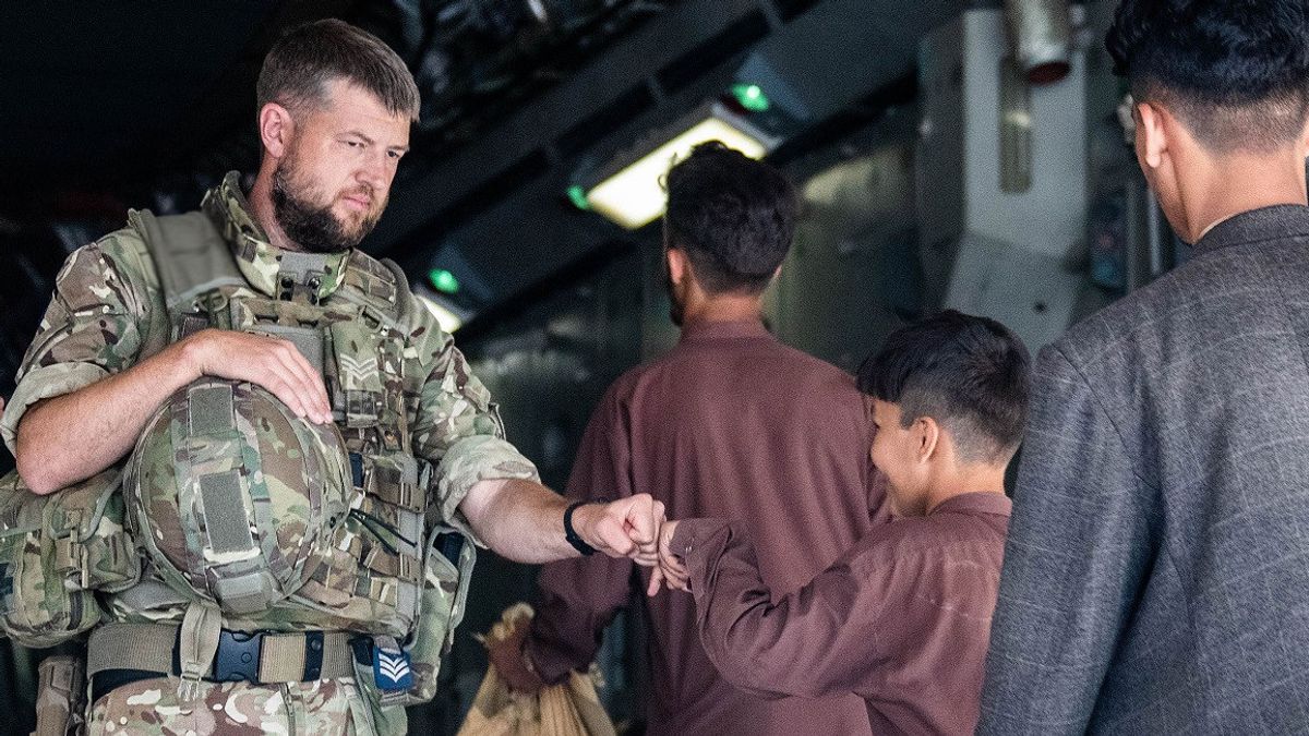 Taliban Tegaskan Batas Evakuasi dari Afghanistan: Amerika Serikat Ingin Secepatnya, Inggris Siap hingga Menit Terakhir 