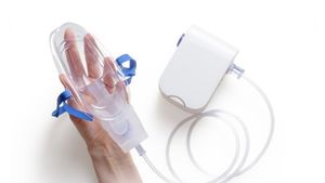 Terapi Nebulizer Apa Efektif Kurangi Gejala yang Dialami Pasien COVID-19?