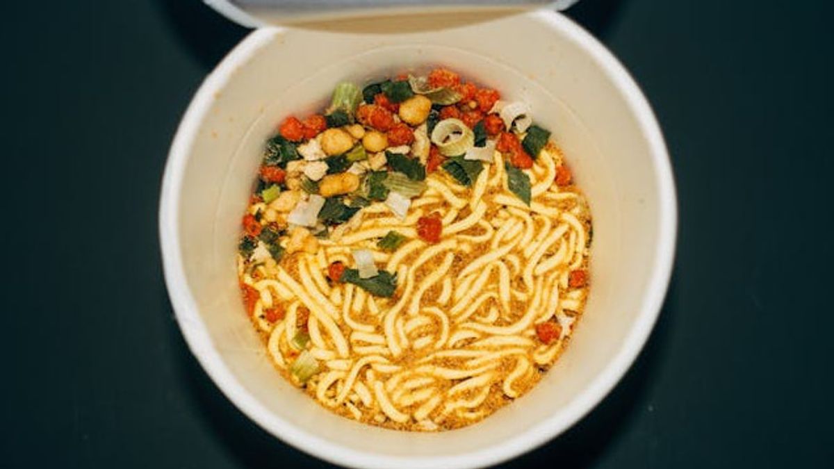 Turns out, this is the reason why Japanese instant noodles have a taste that makes you crave