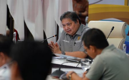 Airlangga Minta Seluruh Jajarannya Selesaikan Program Prioritas dan Unggulan Pemerintahan Presiden Jokowi