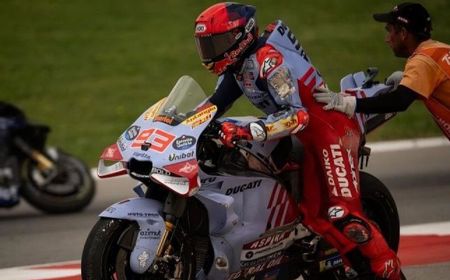 Tinggal 10 Lap, Marc Marquez Kesal Motor Tersungkur