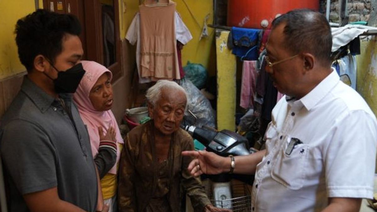 Finally Armuji Meets Mbah Mursiti, Grandma In Surabaya Who Is Viral Because Her Children Areured To Be Begitures