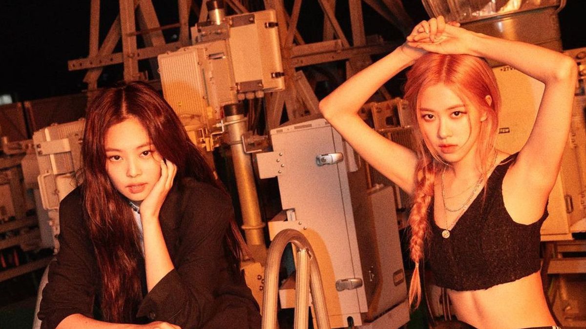 BLACKPINK's Jennie And Rosé Work On New Music In America