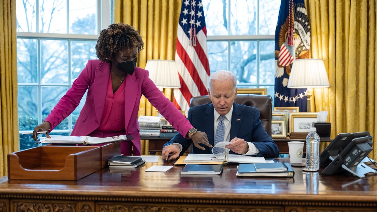 Joe Biden assiste à la présidence américaine de la Maison Blanche : C'est une question des Américains