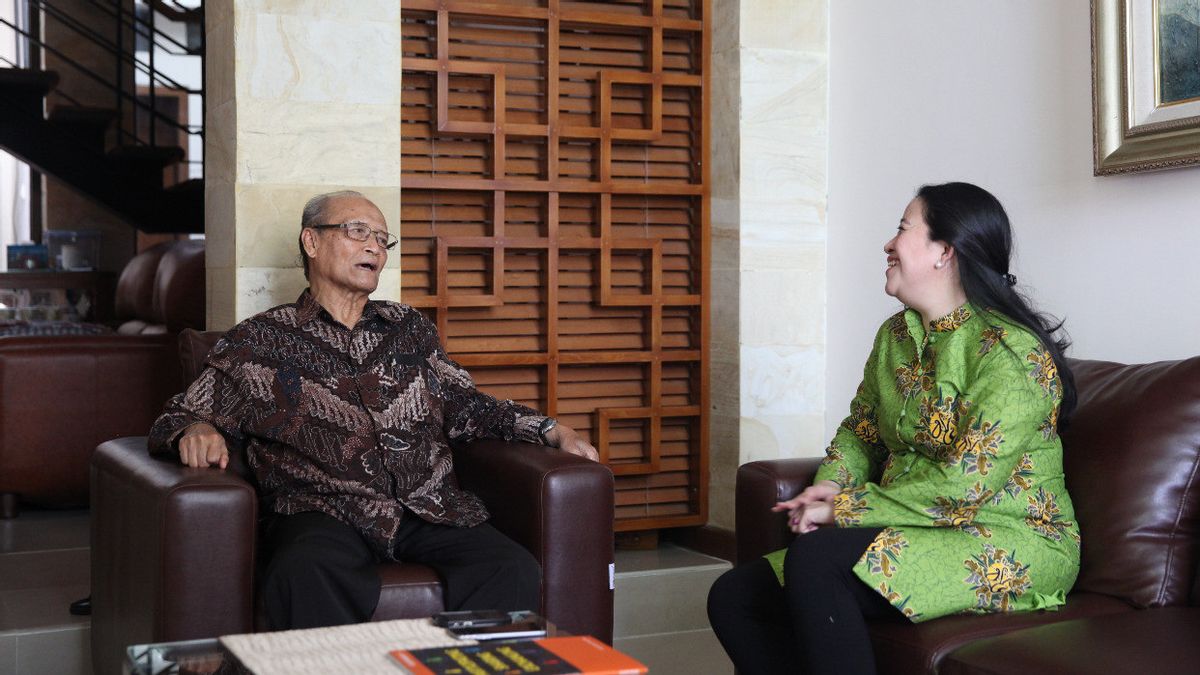زعيم الحزب الديمقراطي التقدمي ينعي وفاة بويا سيافي ، بوان ماهاراني: فقدت إندونيسيا شخصية معلم الأمة