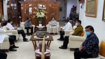 Pas Remaniement, Megawati Et Le Ministre Nadiem Discuter Du Programme Pancasila Perdu