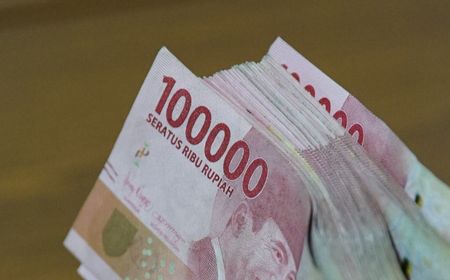 Rupiah Terseret Melemah 25 Poin ke Level Rp14.245 per Dolar AS