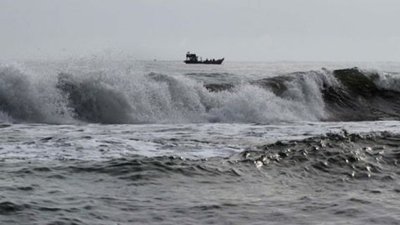 Peringatan dari BMKG: Gelombang Tinggi Masih Berpotensi Terjadi di Laut Selatan Jabar, Jateng, hingga Yogyakarta