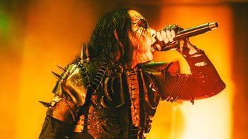 Dani Filth inculpé des salaires et des attitudes non professionnelles à l'égard du personnel