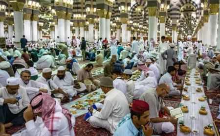 Masjid Nabawi Sediakan 1 Juta Takjil Gratis untuk Buka Puasa Tapi Harus Dihabiskan Selama 10 Menit