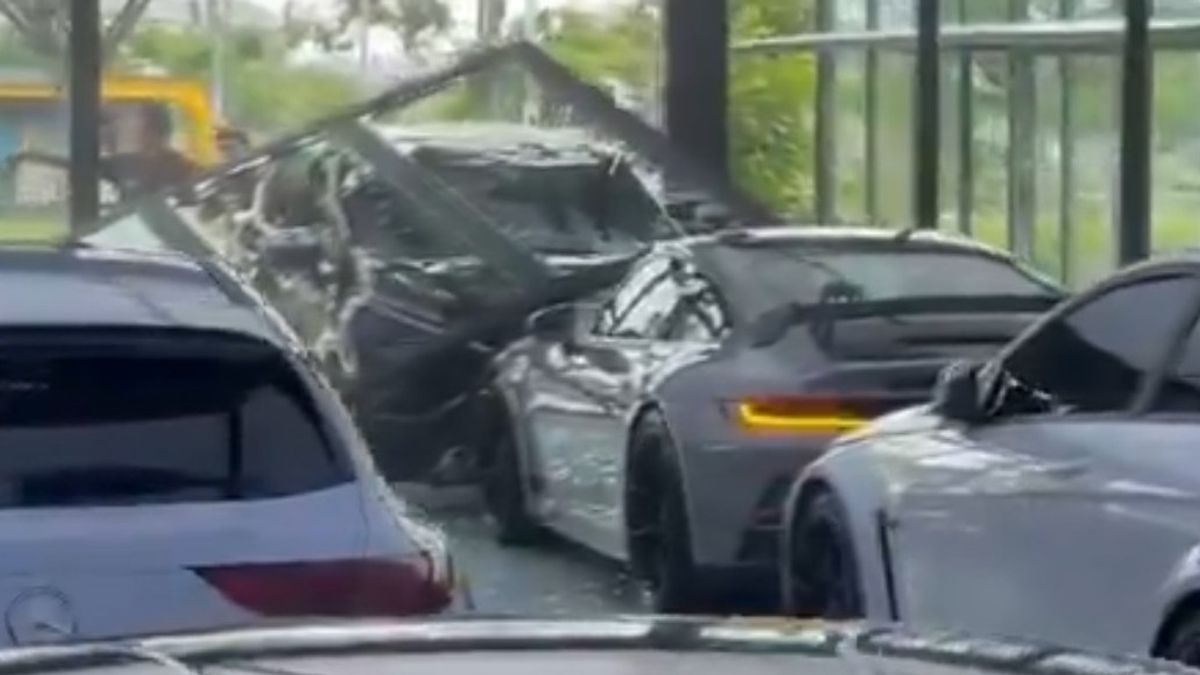 Xpander Driver Ready To Compensate Porsche PIK 2 Showroom Damage Of IDR 5.7 Billion