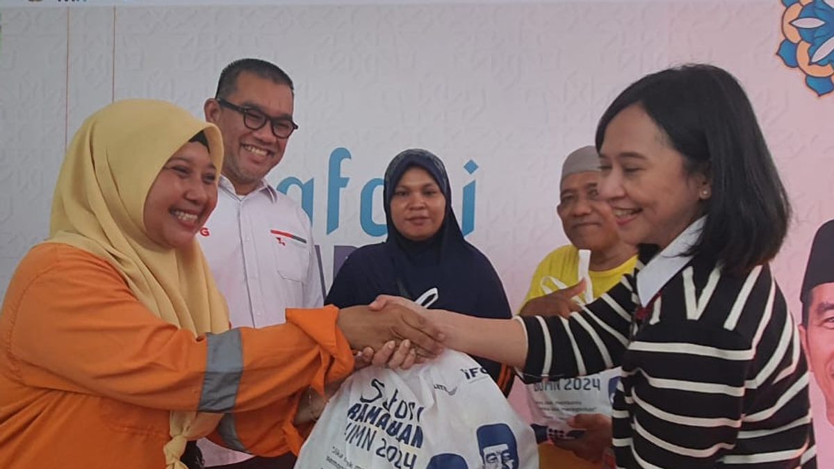 Soutenez le programme de safari Ramadhan BUMN 2024: IFG répand 1 500 colis de sembako sûrs à Jakarta