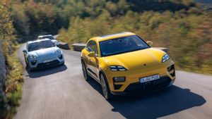 Penjualan Mobil Listrik Porsche Naik di Semester Pertama 2025, Macan Jadi Andalan