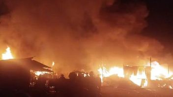 حريق في خطوط الكهرباء، مخزن كوبر في مدينة كنداري، حرق عشرات المباني الأخرى