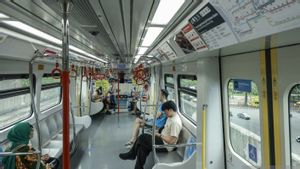 Malam Tahun Baru, Operasional LRT Jakarta Diperpanjang hingga Pukul 02.00 WIB