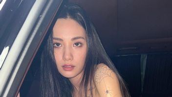 Penampilan Nana Eks After School Dengan dan Tanpa Tato, Mana yang Lebih Cantik?