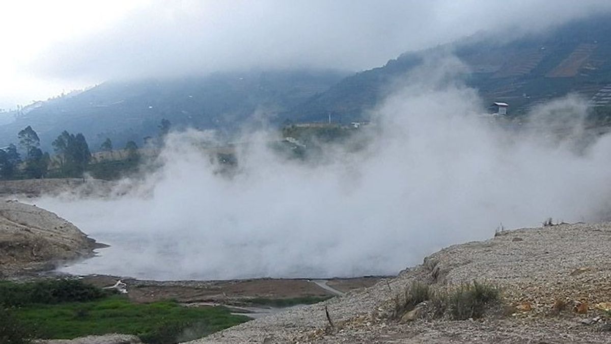 Improvement Of Mount Dieng Weight Crater Activities Does Not Influence Tourism