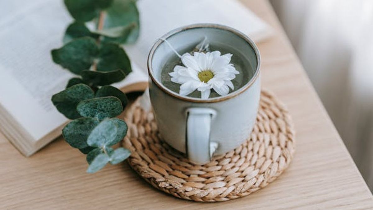 Comment le thé blanc a bénéficié aux soins de beauté?