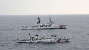 フィリピンは、中国がスカボロー礁で船を損傷したと非難している