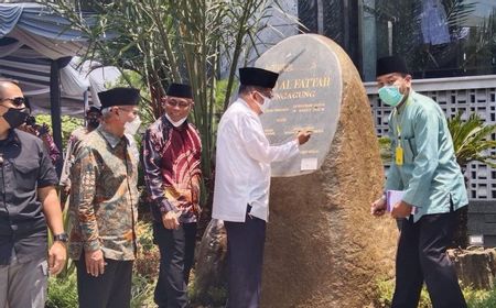 Ketum DMI JK Resmikan Masjid Hemat Energi di Tulungagung