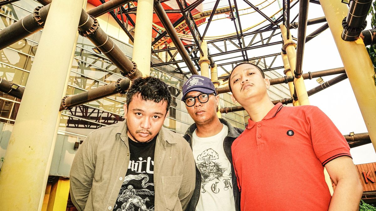 Dirty Ass Hadirkan Empat Lagu Reflektif di EP Manifes