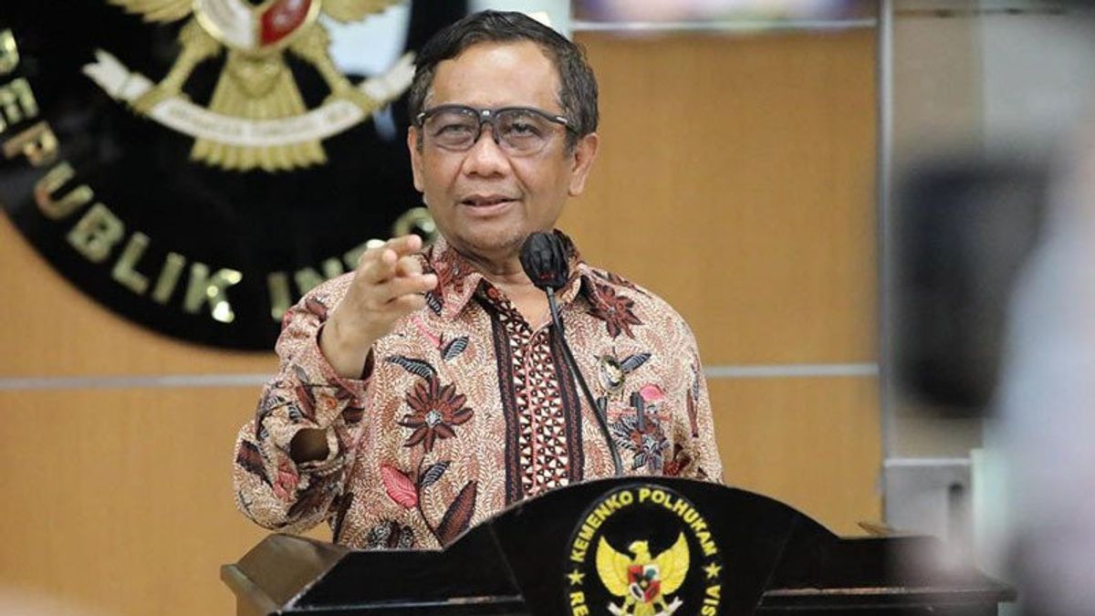 Akui TNI-Polri Tak Terlibat dalam Kasus Kematian 6 Laskar FPI, Mahfud: Terima Kasih Pak Amien