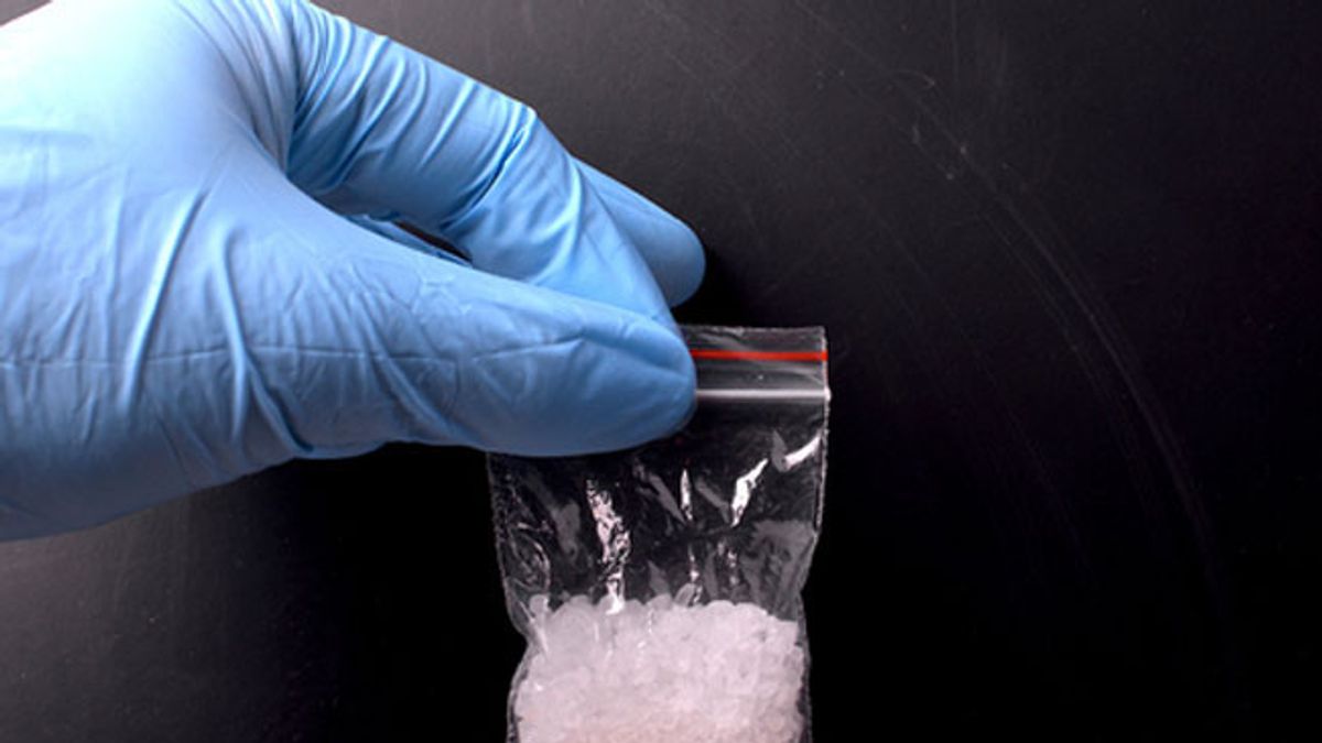 International Drug Network In South Kalimantan Revealed, Smuggling 35 Kg Of Crystal Methamphetamine In Coffee Packaging