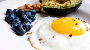 Mau Program Penurunan Berat Badan Khusus untuk Penderita Asam Lambung? Cobain Diet Bland