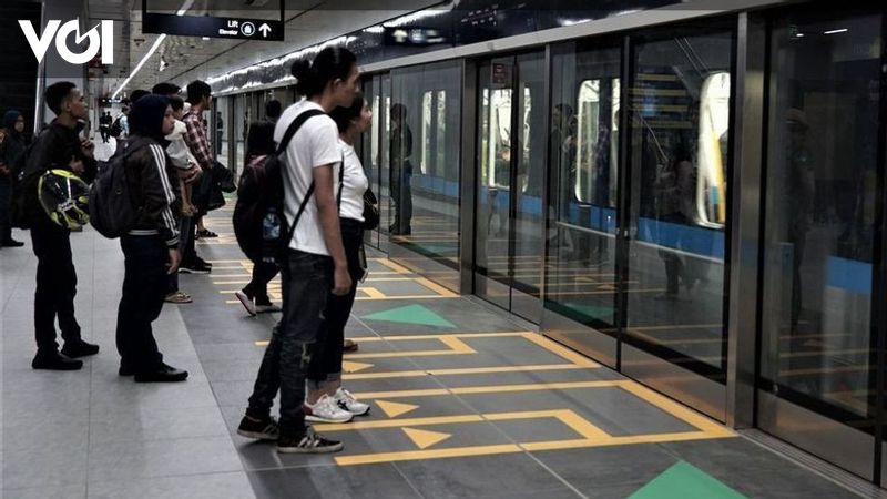 Tiga Stasiun MRT Tutup Sementara karena COVID-19