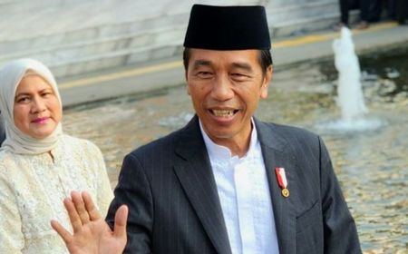 Bantah Tudingan Hasto Terkait Revisi UU KPK, Jokowi: Itu Karangan Cerita