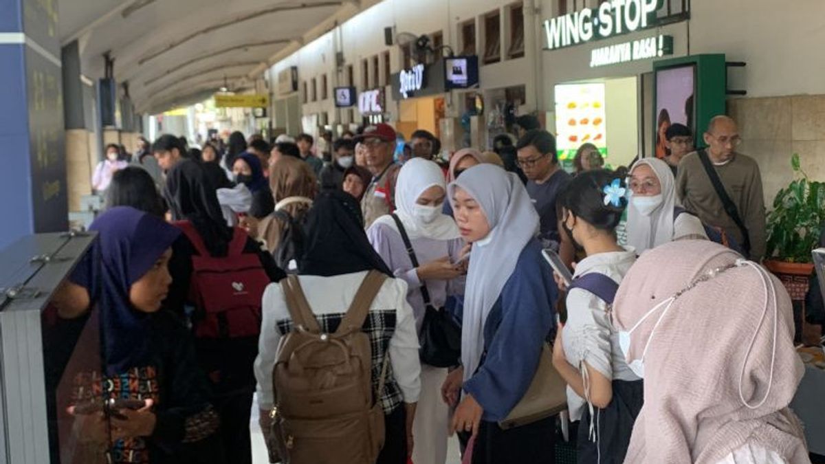 Jelang Waisak, KAI Sebut Jumlah Penumpang di Stasiun Malang Capai 7.743 Orang