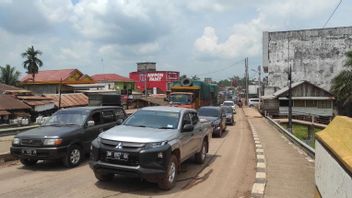 H-3 Lebaran, Ruas Jalan Lintas Timur Sumatera Macet