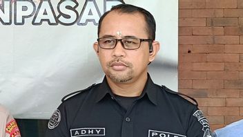 Police Arrest French White Man Who Abused Men at Denpasar Gym